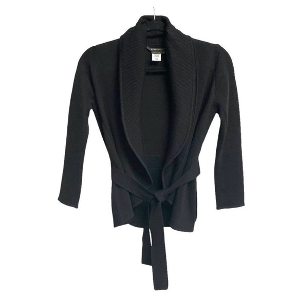 BCBGMaxAzria Sweaters - BCBGMaxAzria NWT 💯% Merino Wool Knit Cardigan/Sweater/Jacket/Blazer (Size M)